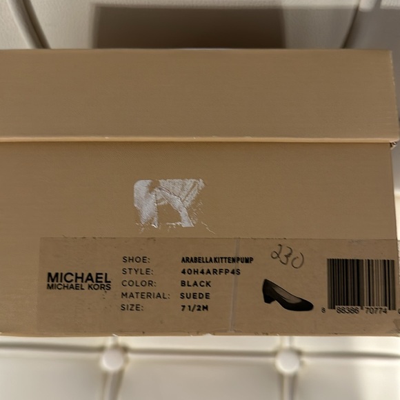 MICHAEL KORS ARABELLA BLACK SUEDE LEATHER STUDDED PUMPS SHOES 7.5M WORN ONCE - Picture 10 of 10